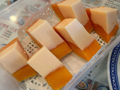木瓜奶冻-广信牛奶甜品世家(台东店)