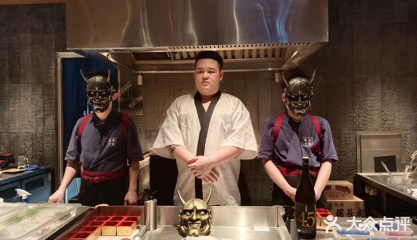 龙华首家炉端烧居酒屋| 微醺城市小酒馆地图之榜首！