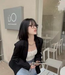 -AYO SALON