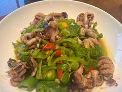 -赶海部落海鲜城(海阳路店)