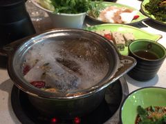 -一叶一世界·素食餐厅(锦华万达店)