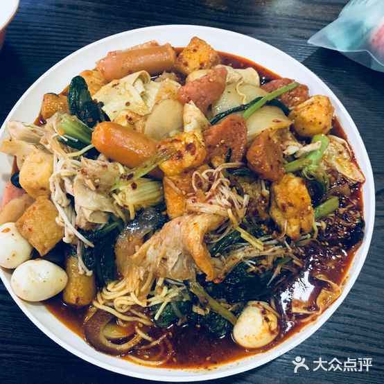 红运麻辣拌麻辣盆肉串店