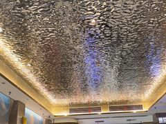 -香港新发烧腊茶餐厅(水围店)