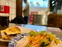 米皮-元志初腊汁肉夹馍(钟楼粉巷店)