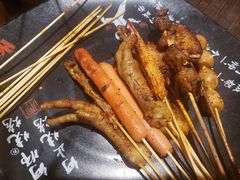 -何师烧烤·香辣蟹·川菜·30年老品牌(太古里旗舰店)