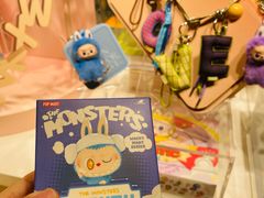 -泡泡玛特POPMART(上海环球港店)