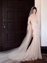 -Renee芮亦婚纱(原丽莎)
