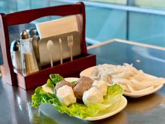 -潮界(LU·ONE凯德晶萃广场店)