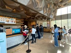 -星巴克臻选(杭州嘉里中心1F店)