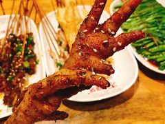 烤鸡爪串-木屋烧烤(岗顶二店)