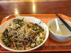 -海口骑楼小吃街