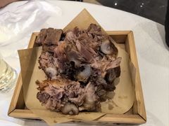 铁勺熏大骨-大铁勺新津菜(东丽阳光新业广场店)