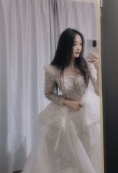 -莫小姐婚纱