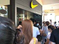 -王府井奥莱临潼小镇(临潼店)