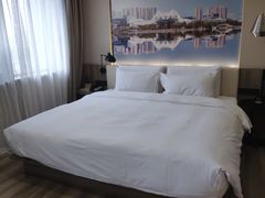 -长沙晚报大道亚朵酒店