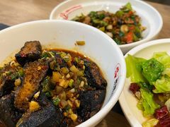 -建辉湖南土菜馆(南大街店)