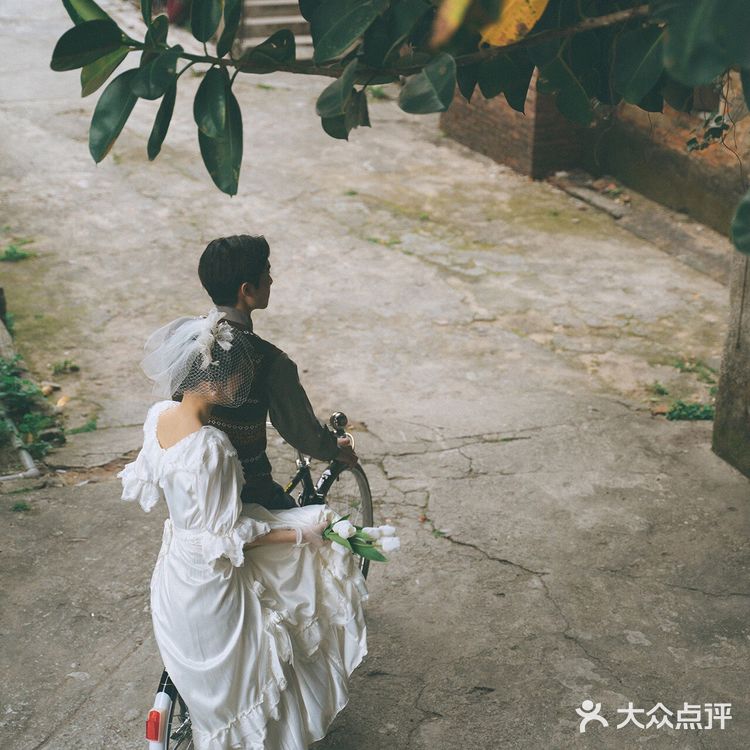 复古婚纱照，爸妈看了都称赞的怀旧风婚照[色]