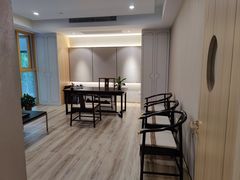 -德希堂中医馆·艾灸·推拿·针灸