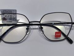 -罗伯特眼镜·蔡司官方授权(前海桂湾店)