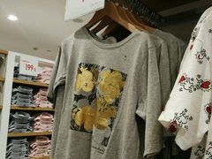 -优衣库(上海虹口龙之梦店)