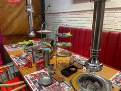 -青瓦炭韩潮烤肉(花园道店)