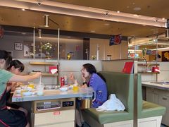 -海底捞火锅(振华广场生日主题店)