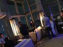 -OZONE 顶楼酒吧(香港丽思卡尔顿酒店)