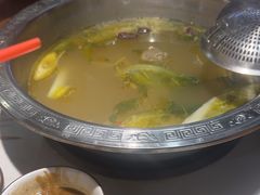 -乡土黄·鲜牛肉火锅·小龙虾(兴业街店)