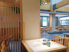 -绿草地·湘菜(酃湖师院店)