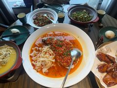 -鸽子侯·家宴·平价海鲜(绿地店)