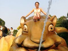 -热带风暴水上乐园(新镇路)