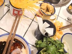 -强盅盅重庆市井火锅店(中央大街店)