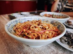 老北京炸酱面-门框胡同百年卤煮(新街口店)