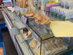 面包甜点陈列柜-爱维尔阳光蛋糕(越湖店)
