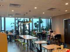 大堂-麦当劳(三亚凤凰机场店)