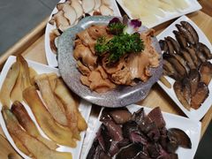 野生菌火锅-大理董·董家小厨野生菌火锅(古城旗舰店)