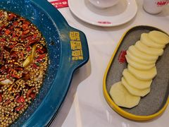 -渔香岛美蛙鱼头火锅(威清路店)