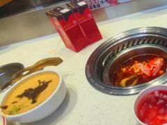 -龍歌自助小火锅(市南金茂湾店)