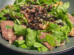 芝麻菜牛舌-Ameigo梅果·云贵川bistro(长宁来福士店)