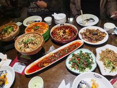 -东口码头·烧鸽子·鱼头泡饼·地方菜(金鹰悦城店)