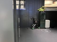 -小炳胜(卓悦中心店)