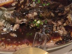 -八府香鸭·啫啫煲(华山路店)