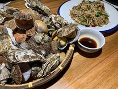 海鲜拼盘-旺角小渔村·海肠捞饭开创者(二马路店)