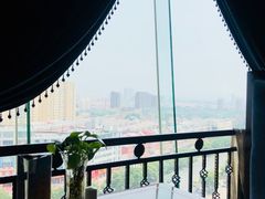 -蓝鲸大酒店旋转餐厅