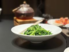 -忆江南·临江鱼馆