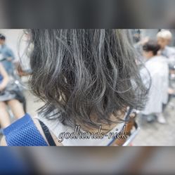 -God Hands发型设计复古会所