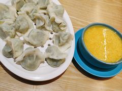 -赵奶奶水饺锅贴小酒馆(丁字沽店)