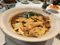 鱼头泡饼3斤-壹零捌道·北京烤鸭(车公庄店)