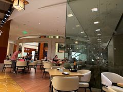 -怡咖啡海鲜自助餐厅(浦东香格里拉店)