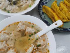 -金陵老丁家馄饨(新街口店)